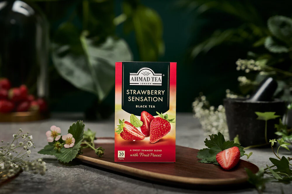 Strawberry Sensation Fruit Black Tea - Teabags - Image 3